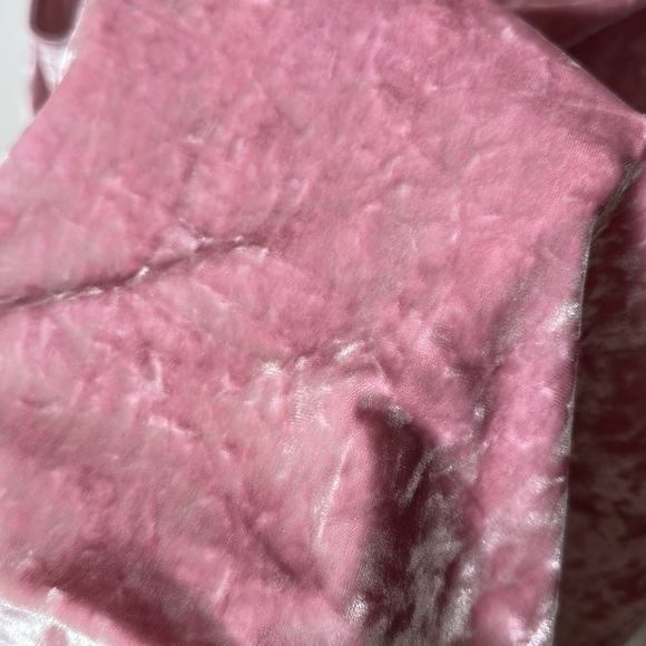 Torrid 5 VELVET SURPLICE BABYDOLL TANK pink - Picture 6 of 9